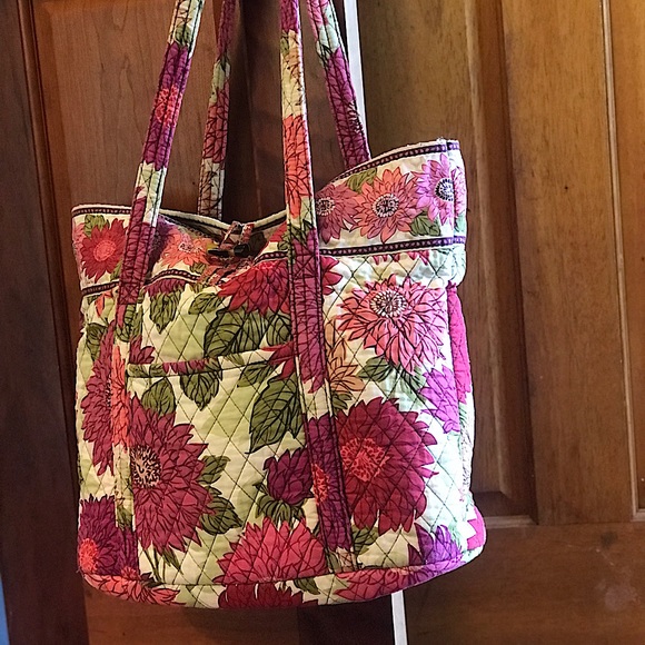 Vera Bradley Tote - Picture 5 of 11